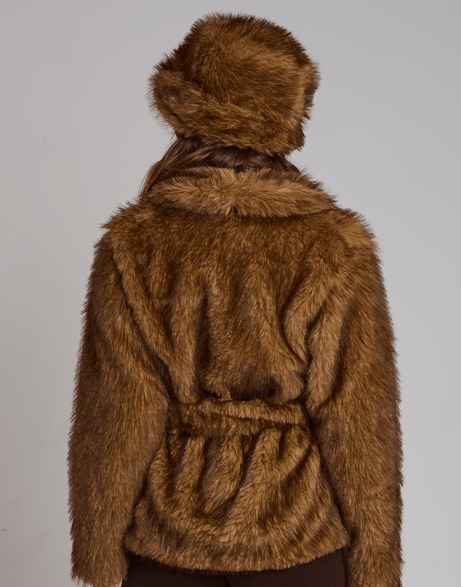 Casaco Fake Fur Boreal Caramelo - Tricote Modas