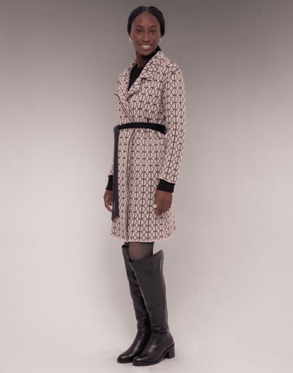 Trench Coat Mousse Geométrico Bege e Preta - Tricote Modas