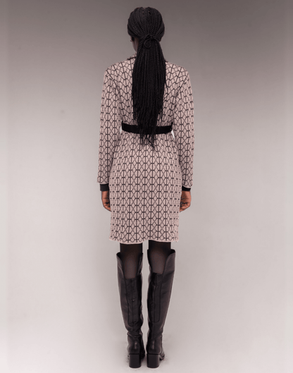 Trench Coat Mousse Geométrico Bege e Preta - Tricote Modas